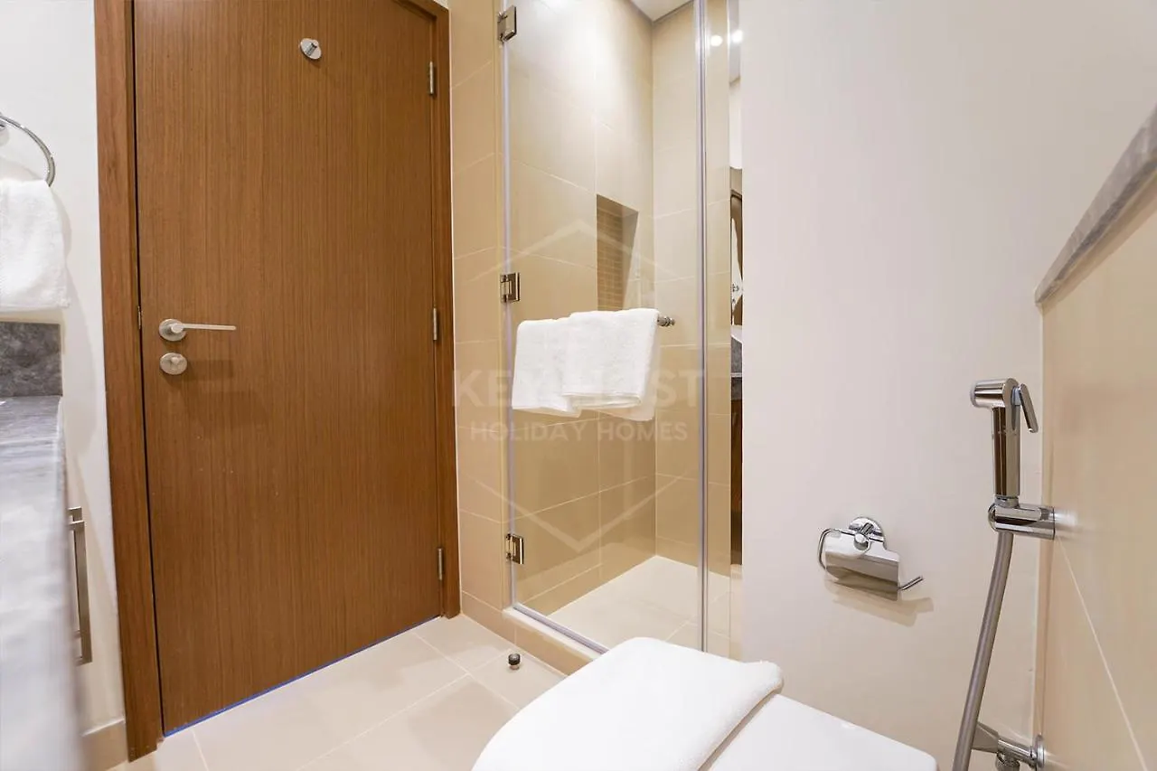 Ferienwohnung Keyhost - Elegant 2Br Sea View - 52 42 Towers Marina - K830 Dubai Vereinigte Arabische Emirate